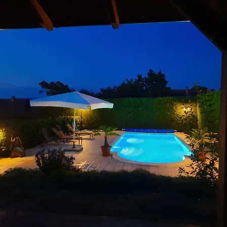 Appartement Tulipan Haz *